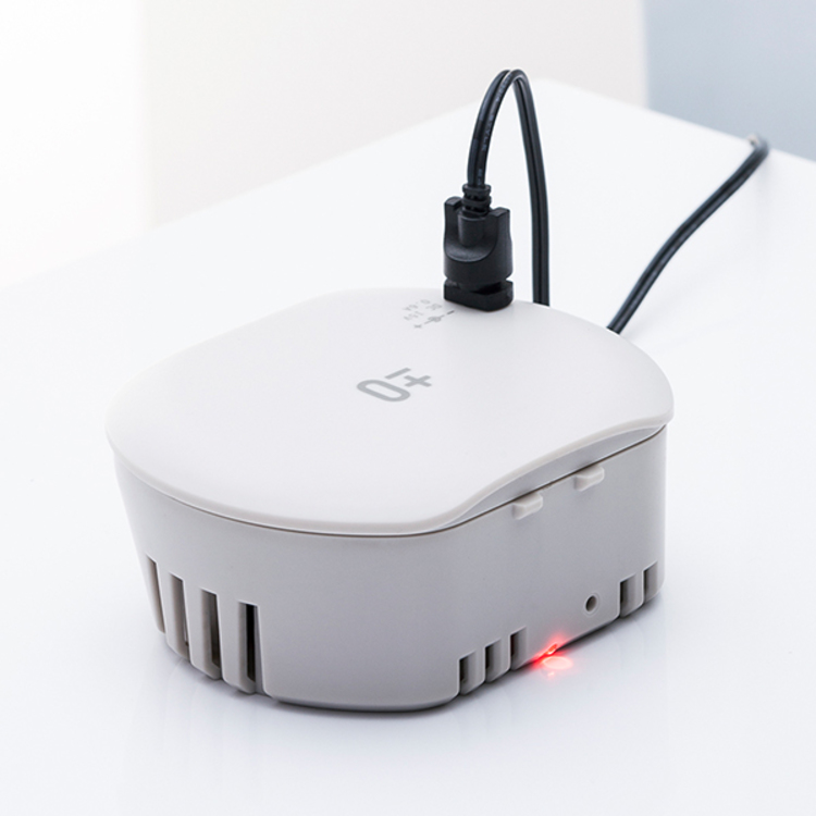 プラスマイナスゼロ　スティック型コードレスクリーナー本体【新品】 楽天市場】テレビで紹介【送料無料 ポイント10倍】 ±0 プラスマイナス