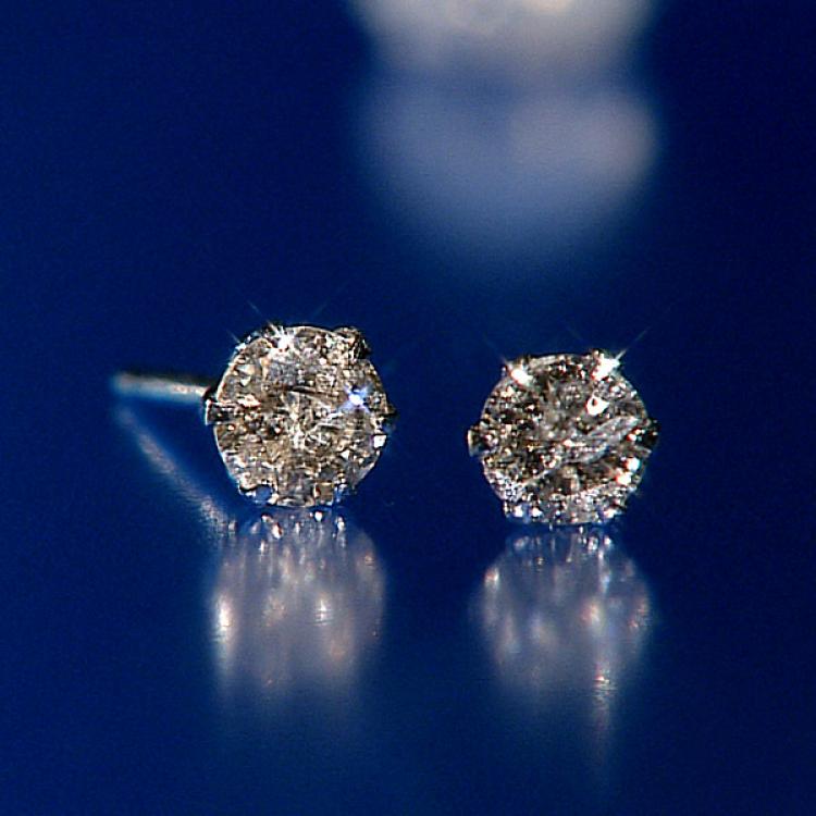 数量限定！プラチナ  天然ダイヤモンド 0.40ct ！シンプル1粒ピアス