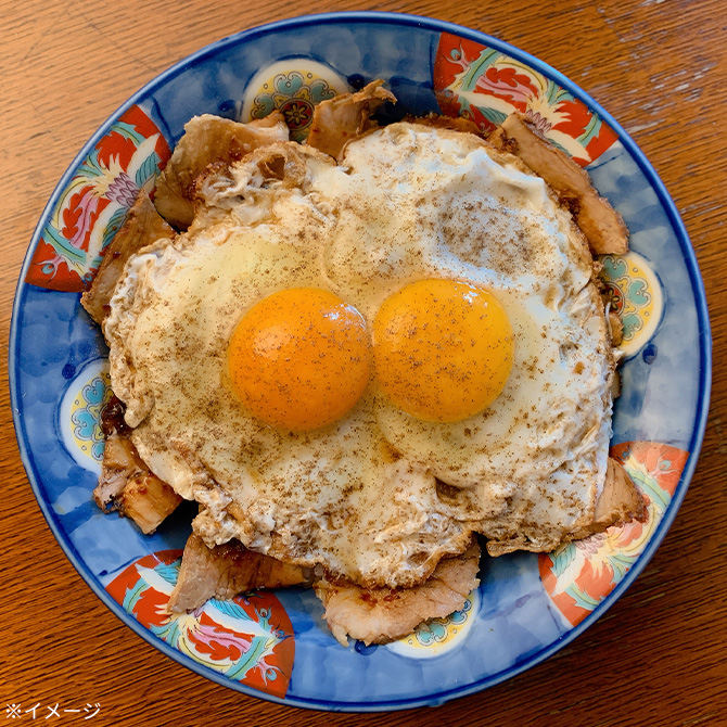 愛媛県今治市のご当地グルメの焼豚玉子飯！