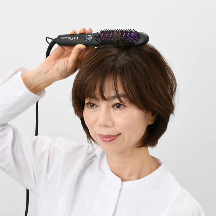 ヘアアイロン DAFNI nano DAFNI nano（ダフニ ナノ）／ブラシ型ヘアアイロン | SBC