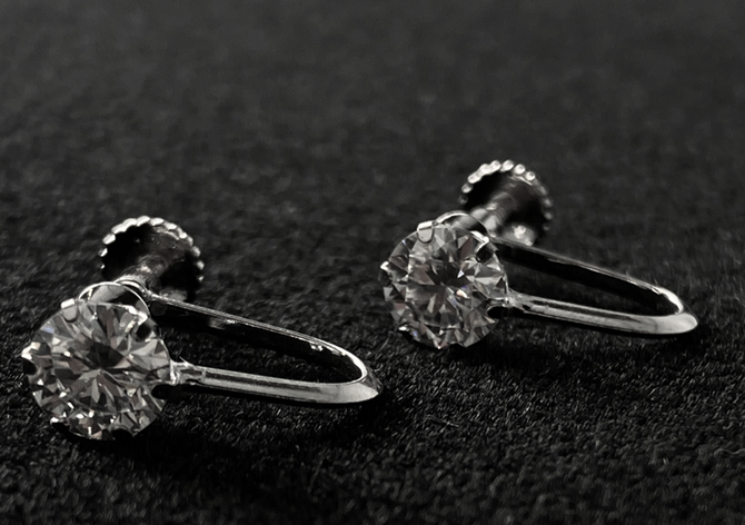 高い硬度と耐久性