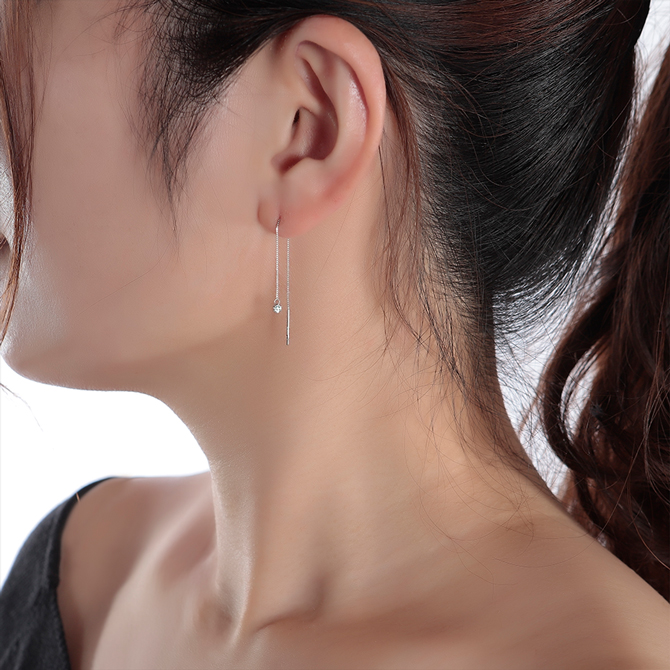 美しく輝く
アメリカンチェーンピアス