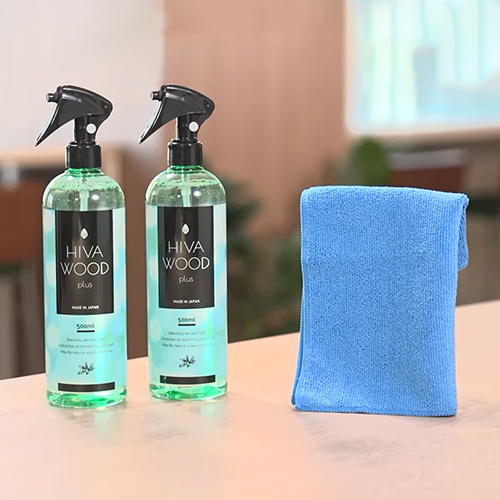 ヒバウッドプラス ボトル500ml×2本+マイクロファイバークロス×1枚
